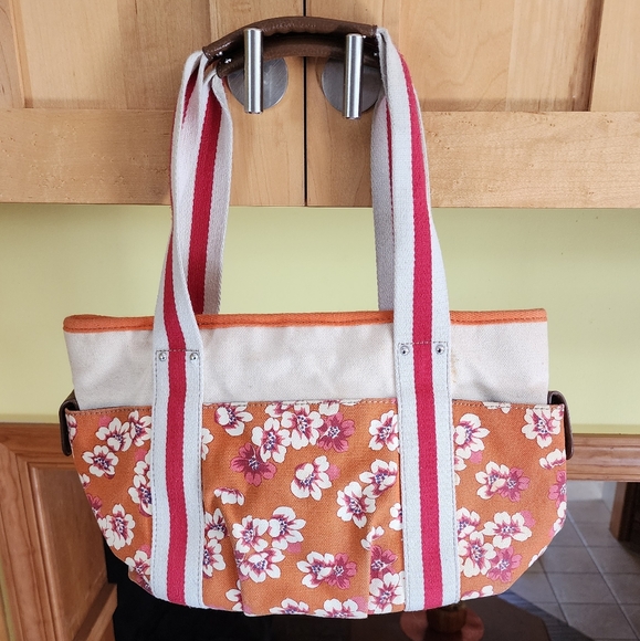 Tommy Hilfiger purse - Picture 2 of 6